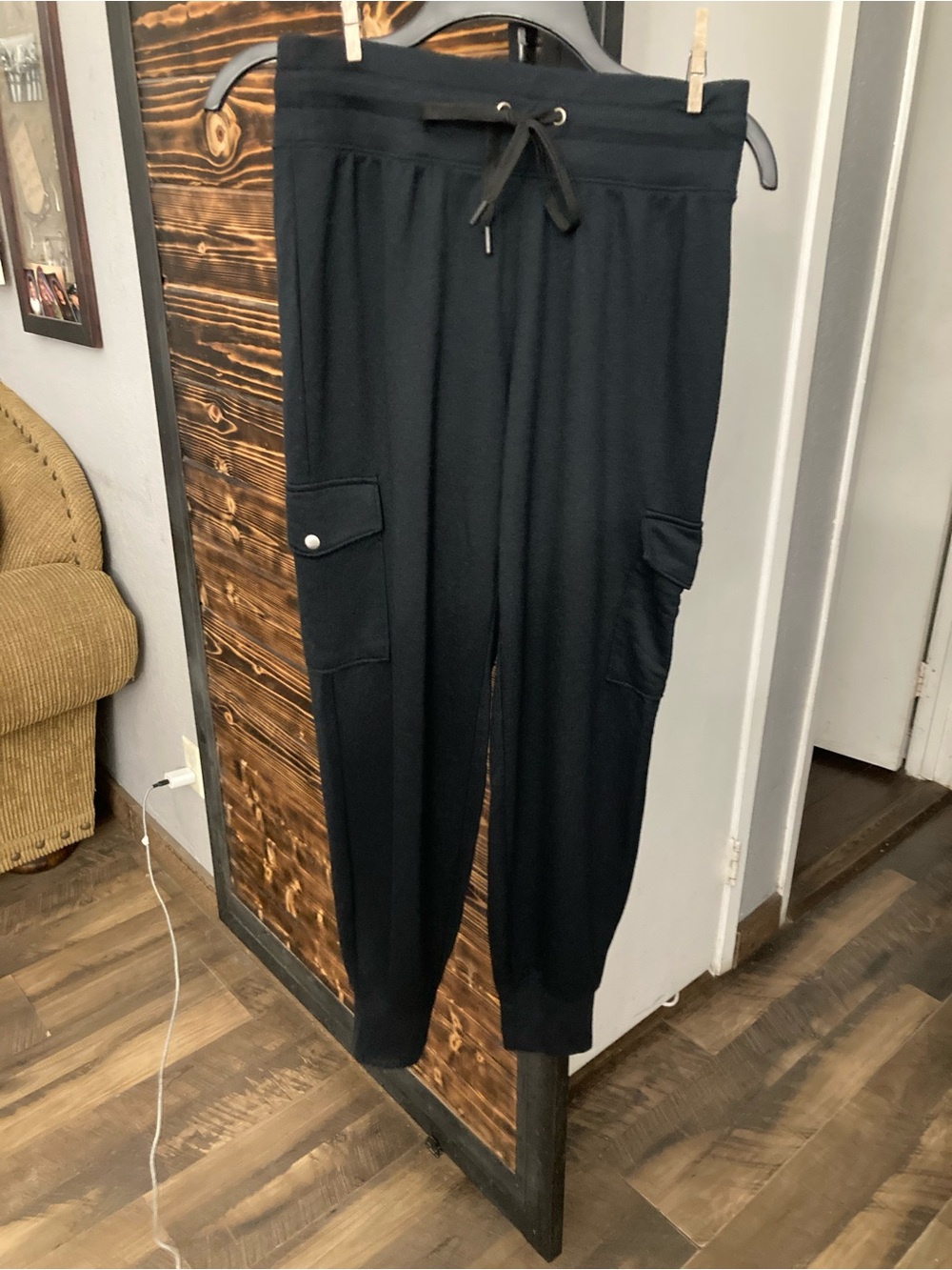 Woman’s Lounge Pants Size Small